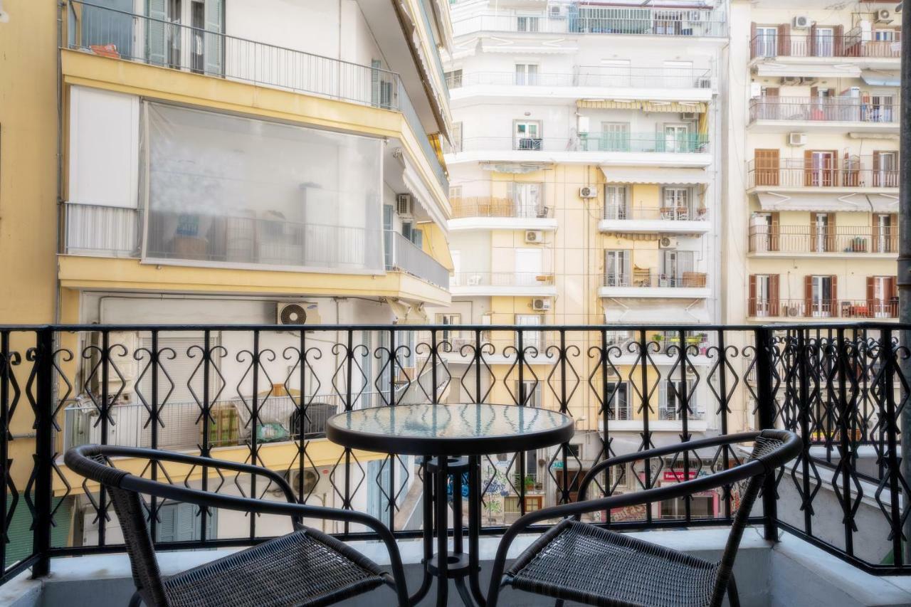 Acropolis Deluxe Apt. Apartment Tesalonika Bagian luar foto