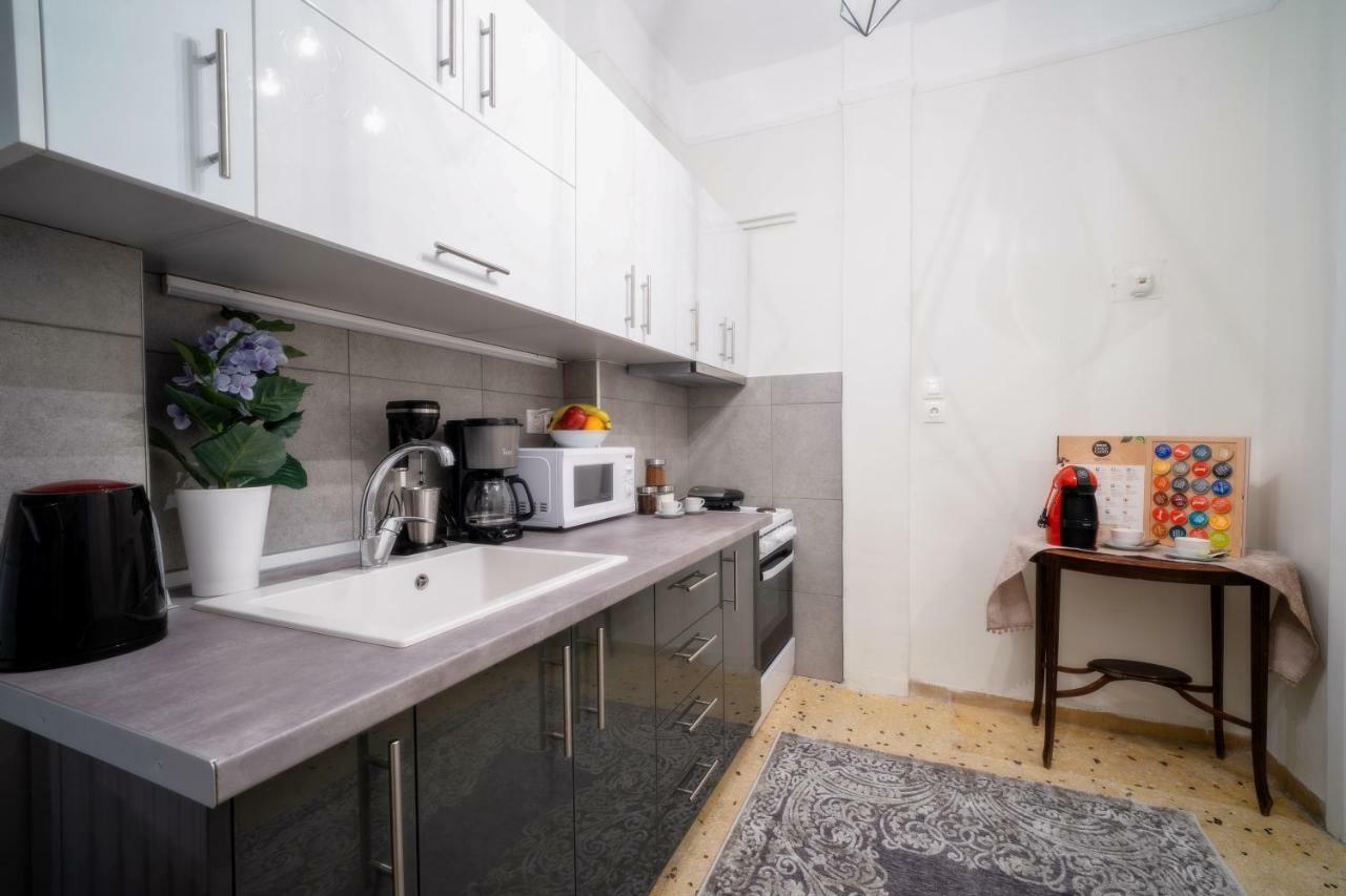 Acropolis Deluxe Apt. Apartment Tesalonika Bagian luar foto